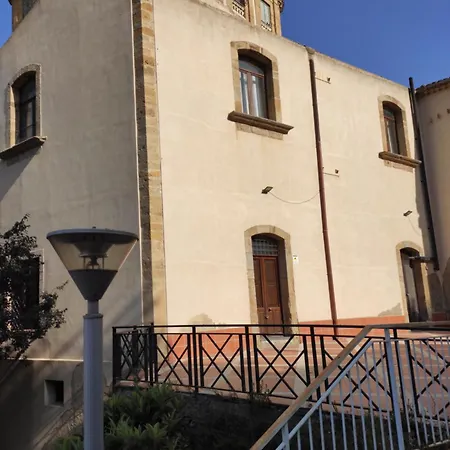 Gi-rosa Bed & Breakfast *
